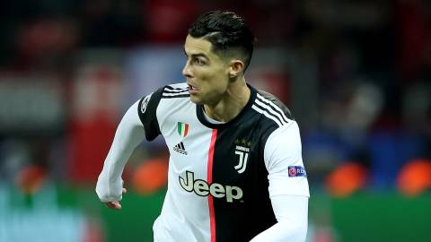 Cristiano Ronaldo Top 10 Goals