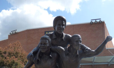 The Three Degrees Statue